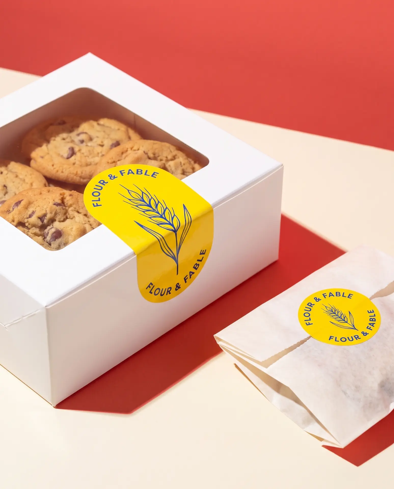 Custom bakery box and packet seals